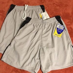 2/CHAMPRO SPORTS BOYS SHORTS SIZE XL